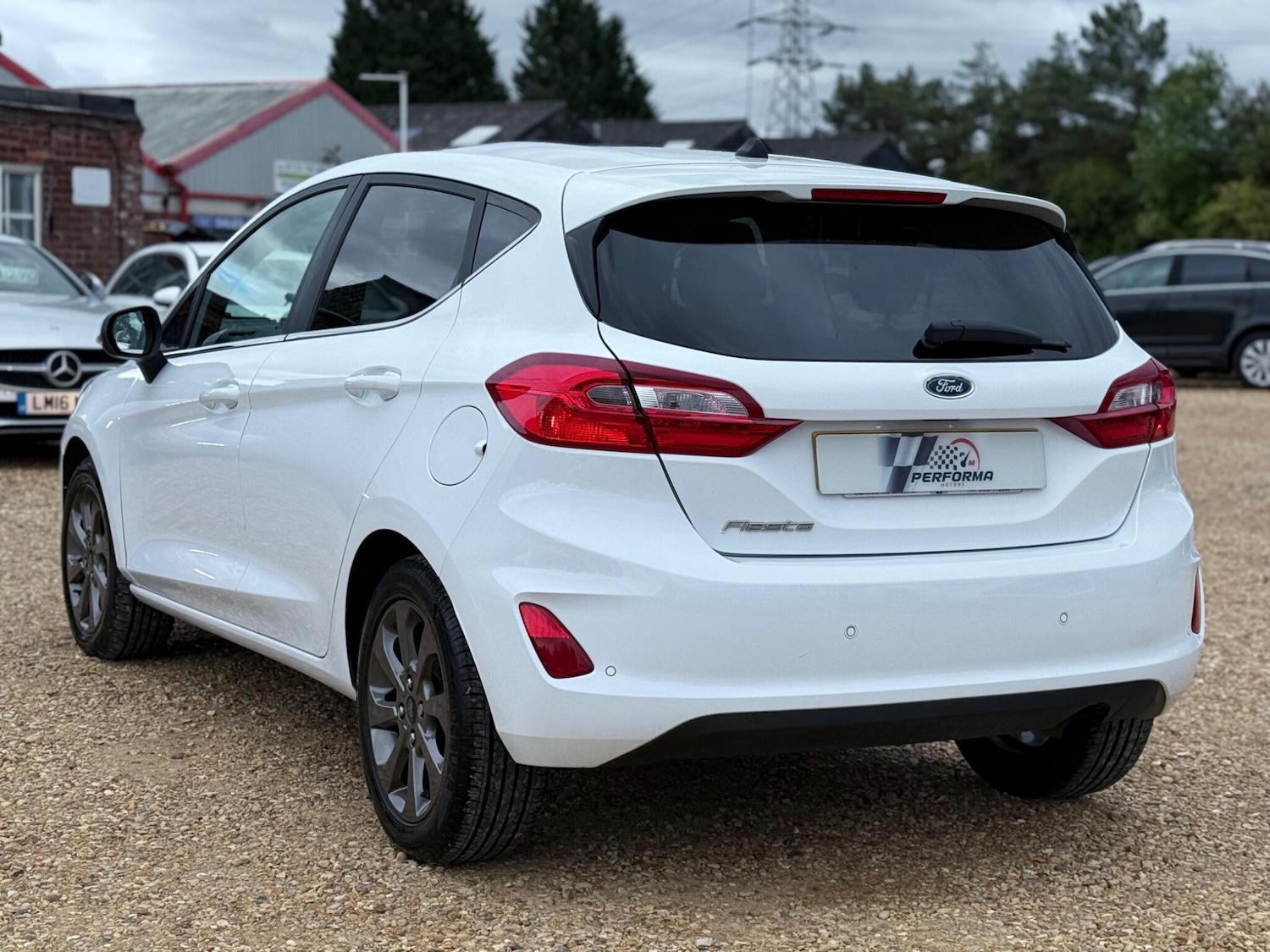 Used Ford Fiesta 2017 for sale - 76886784: Photo 4