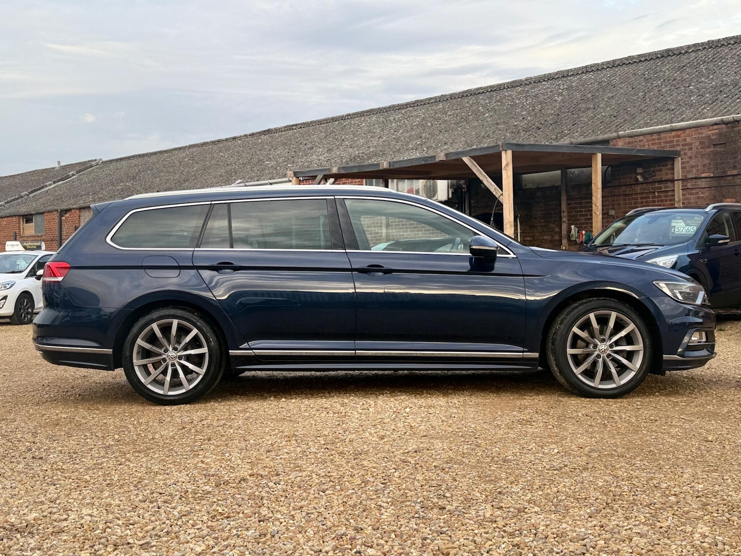 Used Volkswagen Passat 2015 for sale - 76607170: Photo 16