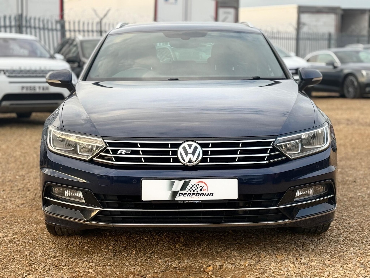 Used Volkswagen Passat 2015 for sale - 76607170: Photo 2