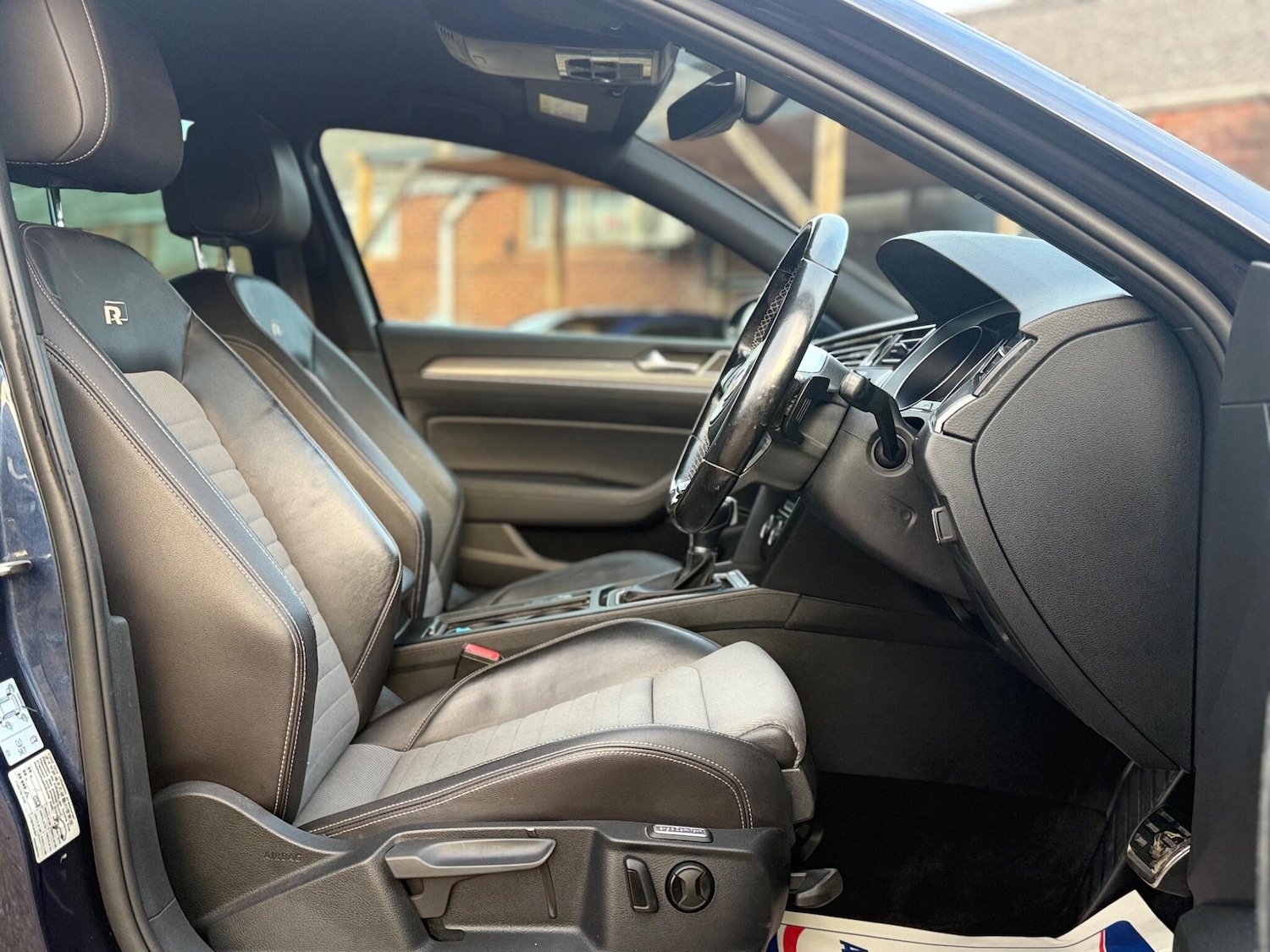 Used Volkswagen Passat 2015 for sale - 76607170: Photo 22