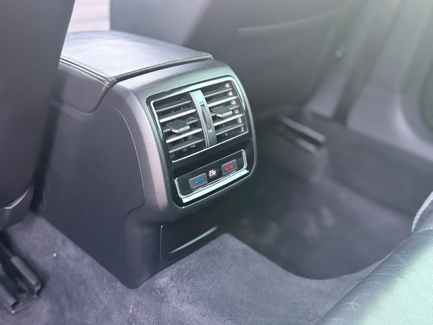 Used Volkswagen Passat 2015 for sale - 76607170: Photo 26