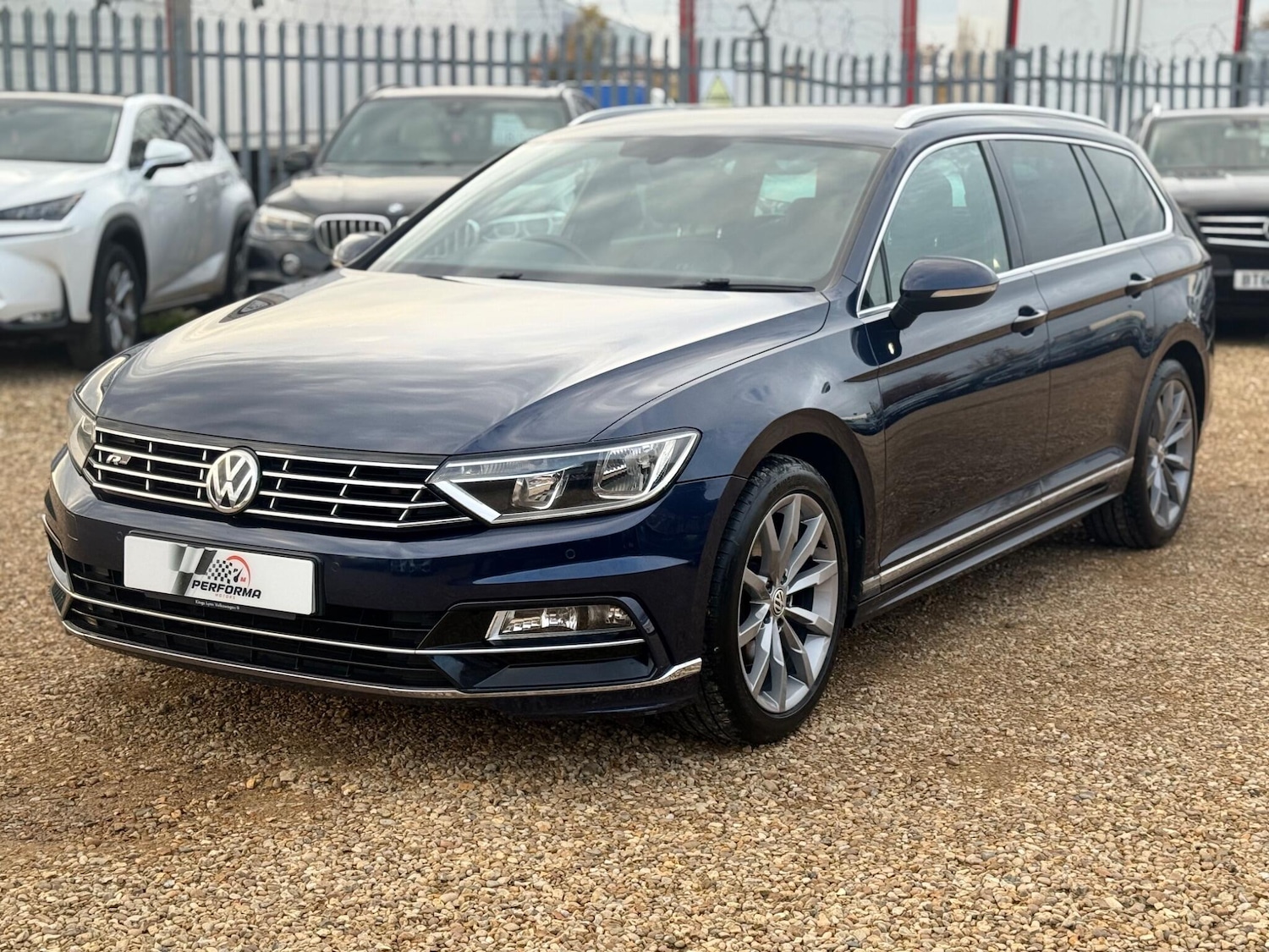 Used Volkswagen Passat 2015 for sale - 76607170: Photo 3