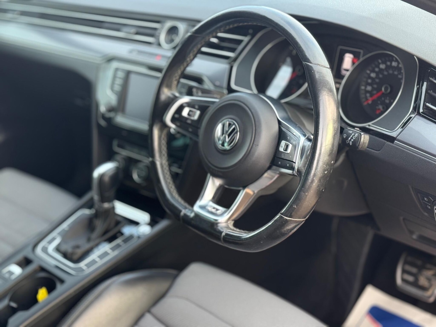 Used Volkswagen Passat 2015 for sale - 76607170: Photo 45