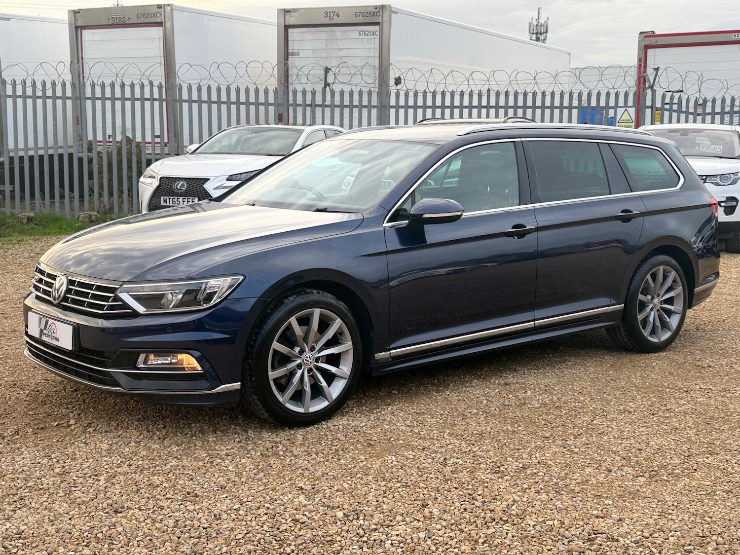 Used Volkswagen Passat 2015 for sale - 76607170: Photo 9