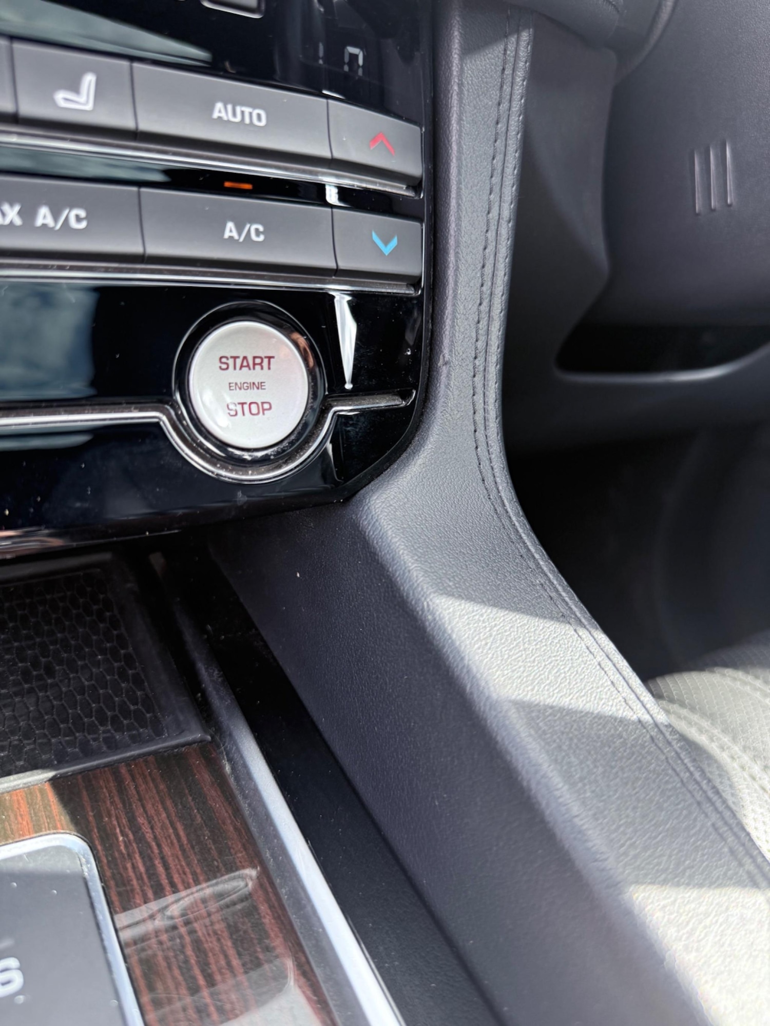 Used Jaguar F-Pace for sale - 76727813: Photo 25