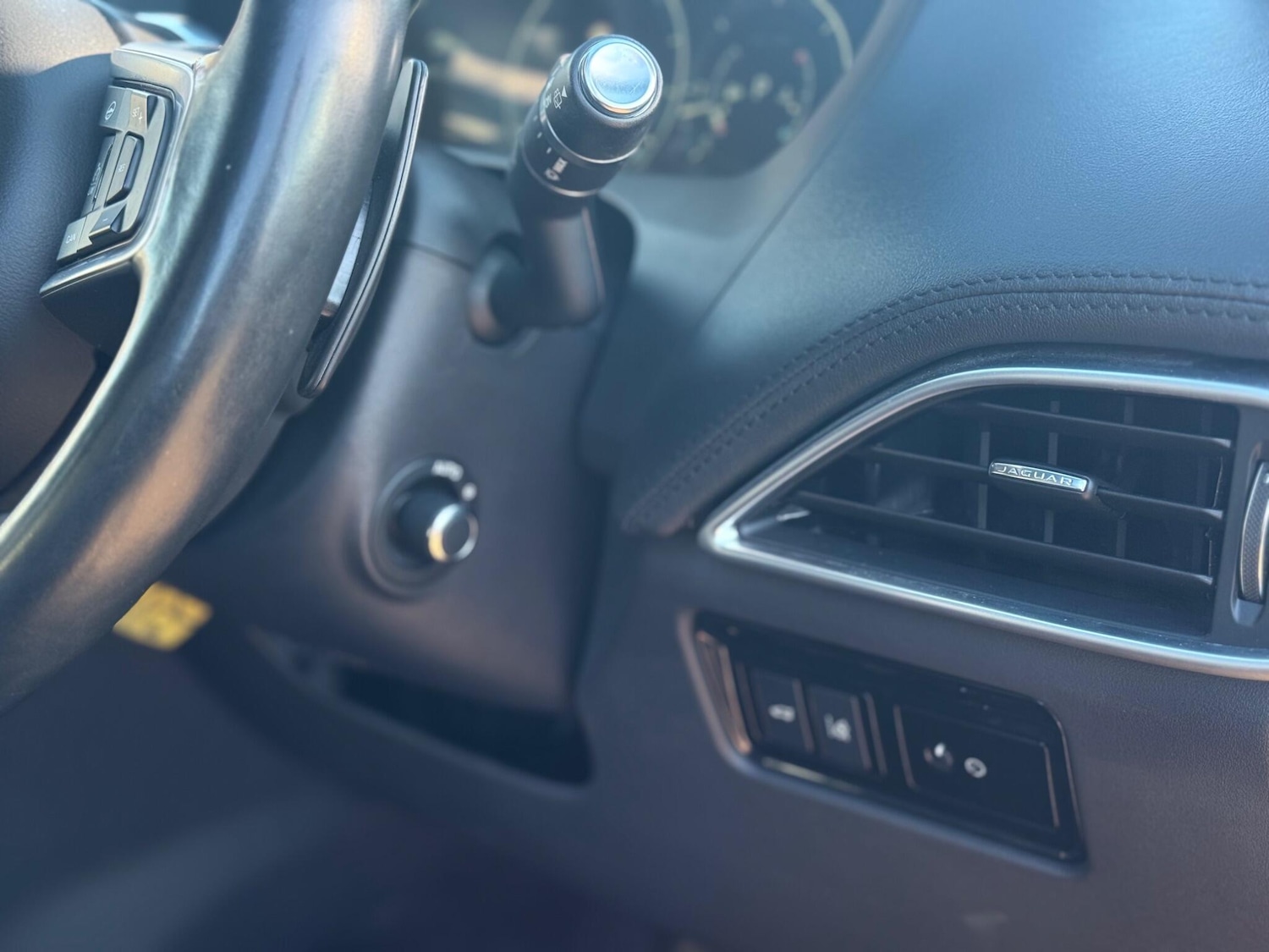 Used Jaguar F-Pace for sale - 76727813: Photo 29