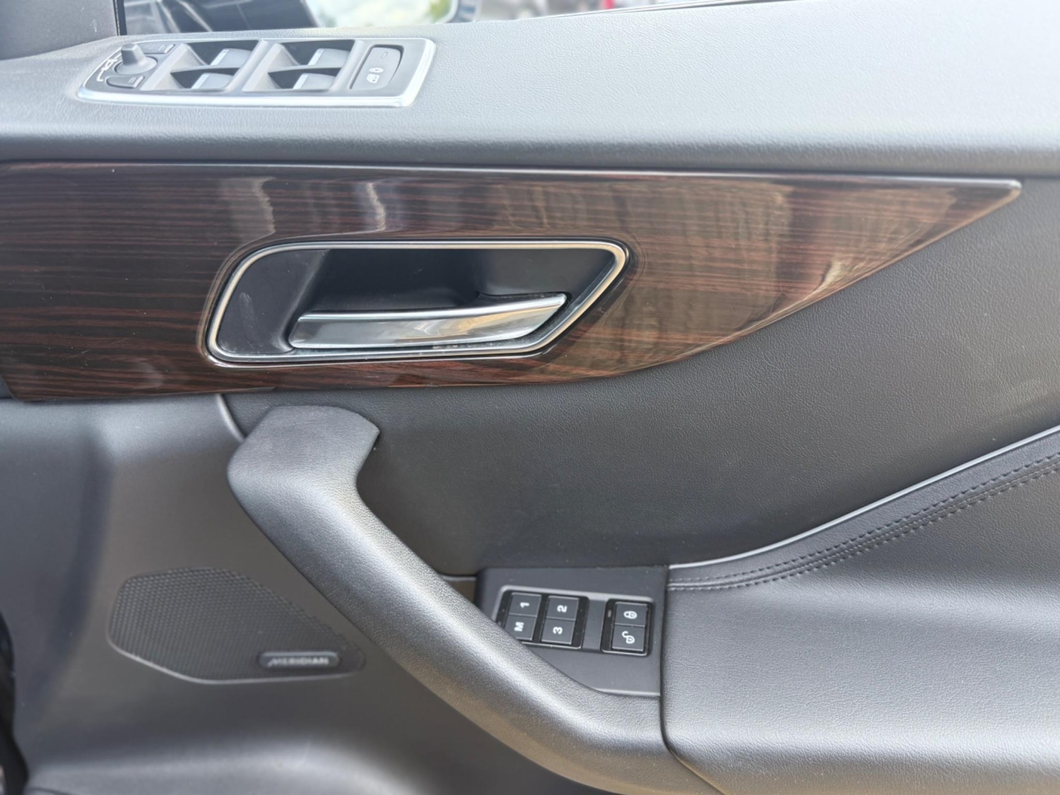 Used Jaguar F-Pace for sale - 76727813: Photo 30