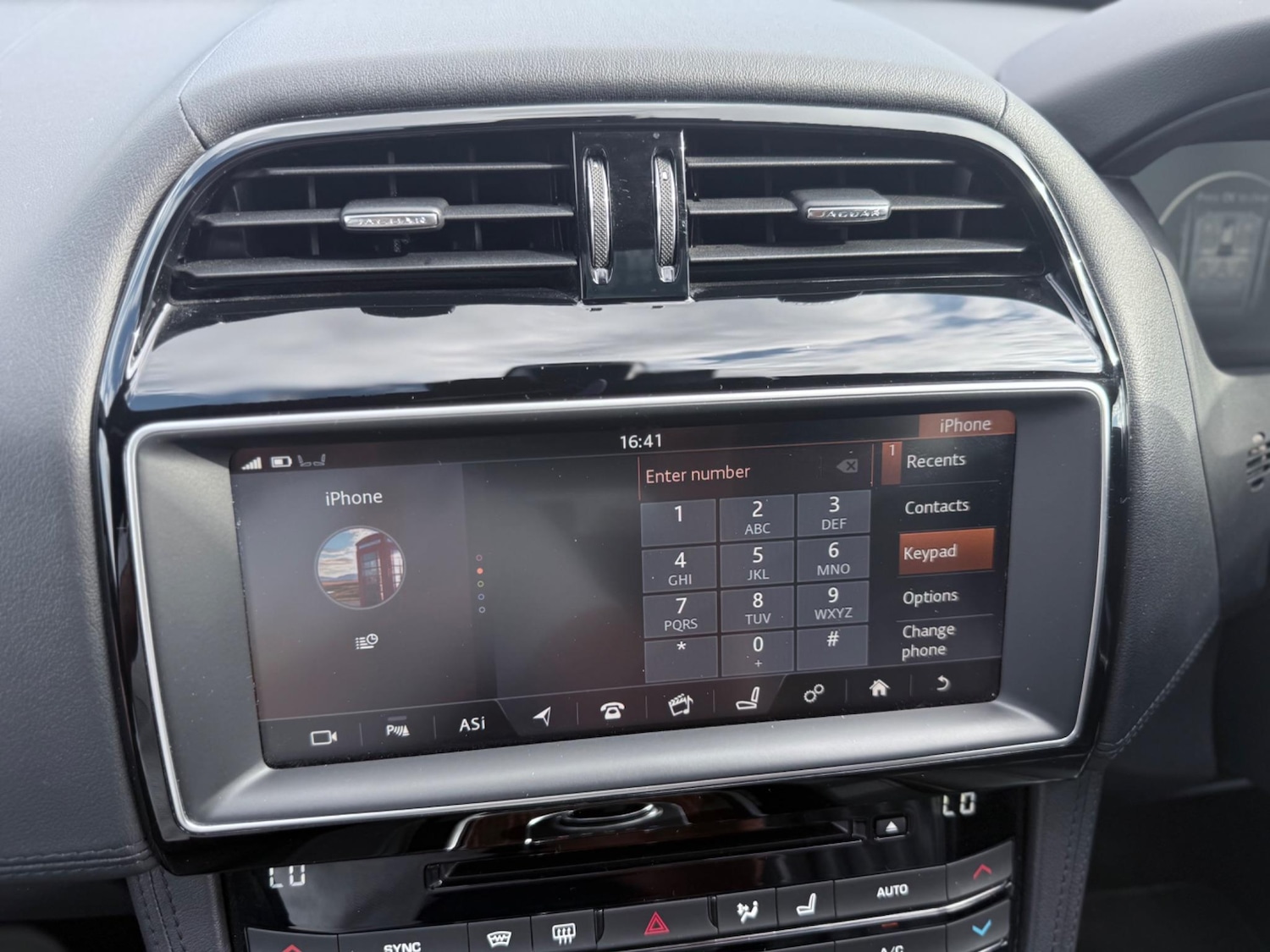 Used Jaguar F-Pace for sale - 76727813: Photo 38