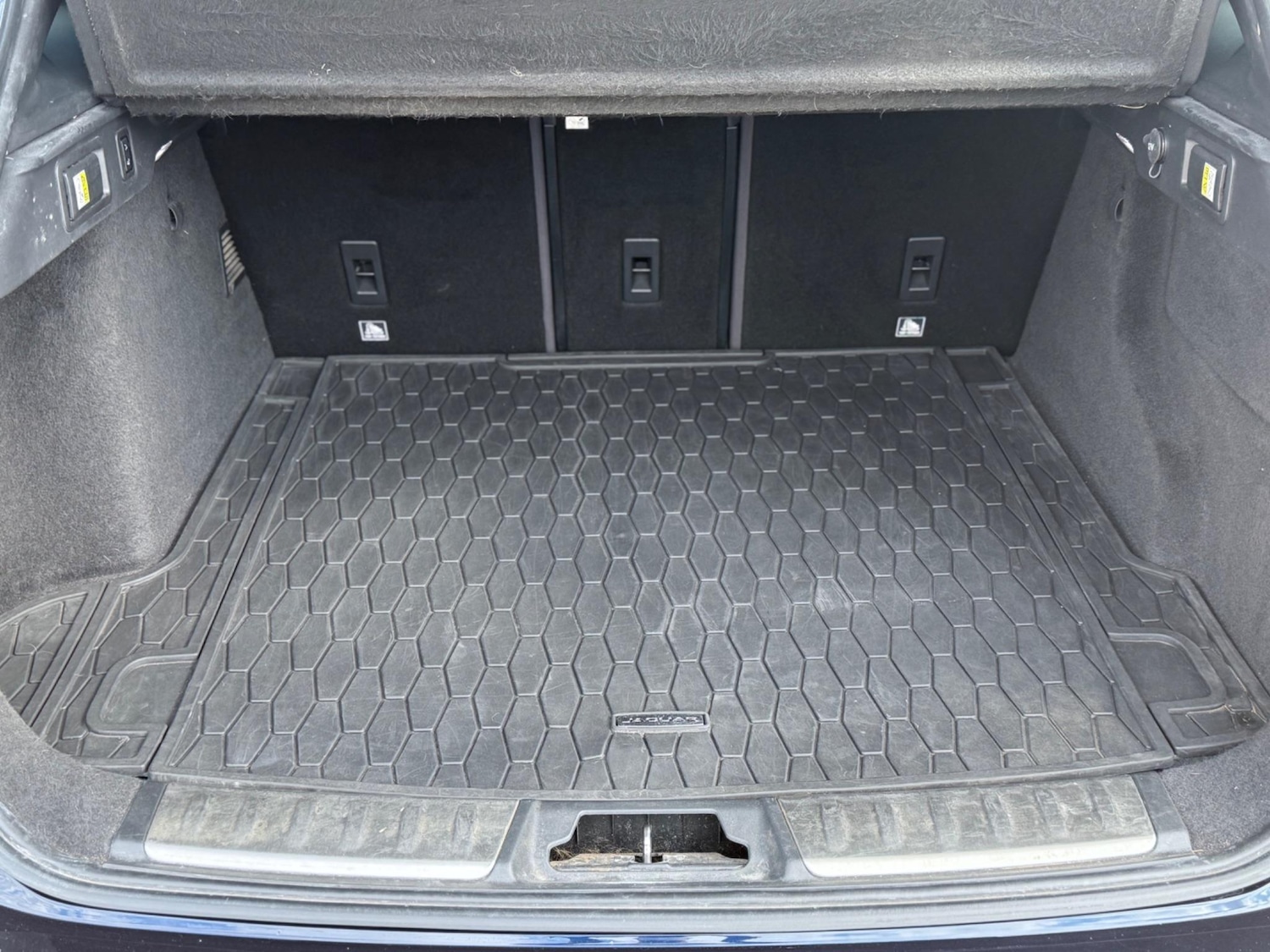 Used Jaguar F-Pace for sale - 76727813: Photo 46