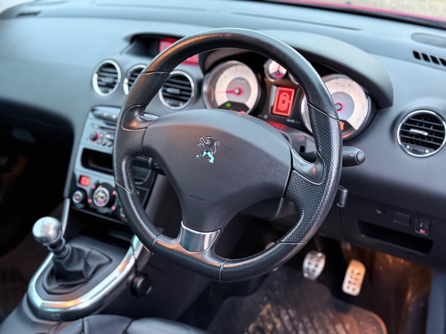 Used Peugeot 308 2011 for sale - 77633529: Photo 23