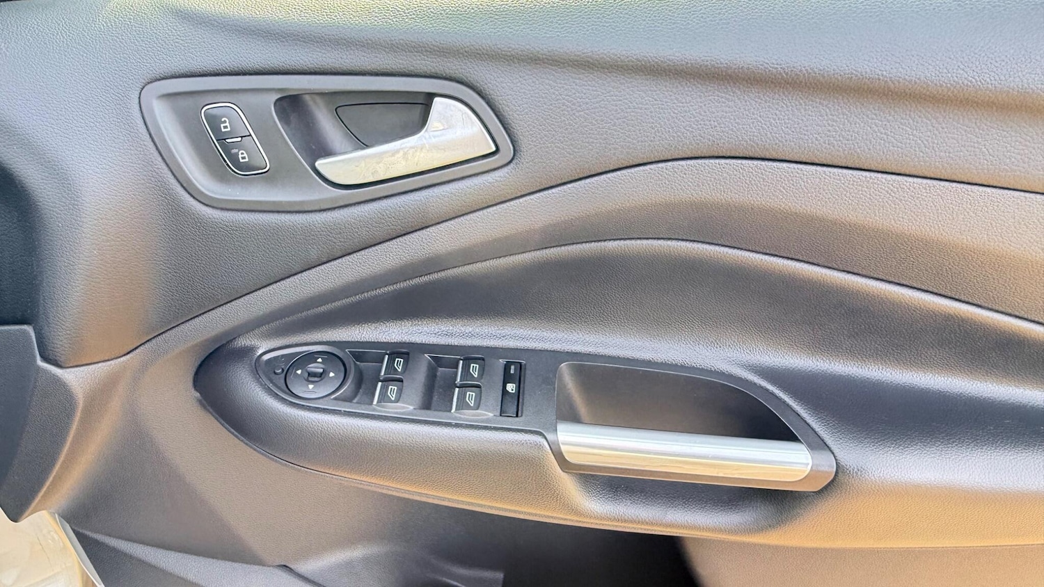 Used Ford Kuga 2018 for sale - 77737423: Photo 27