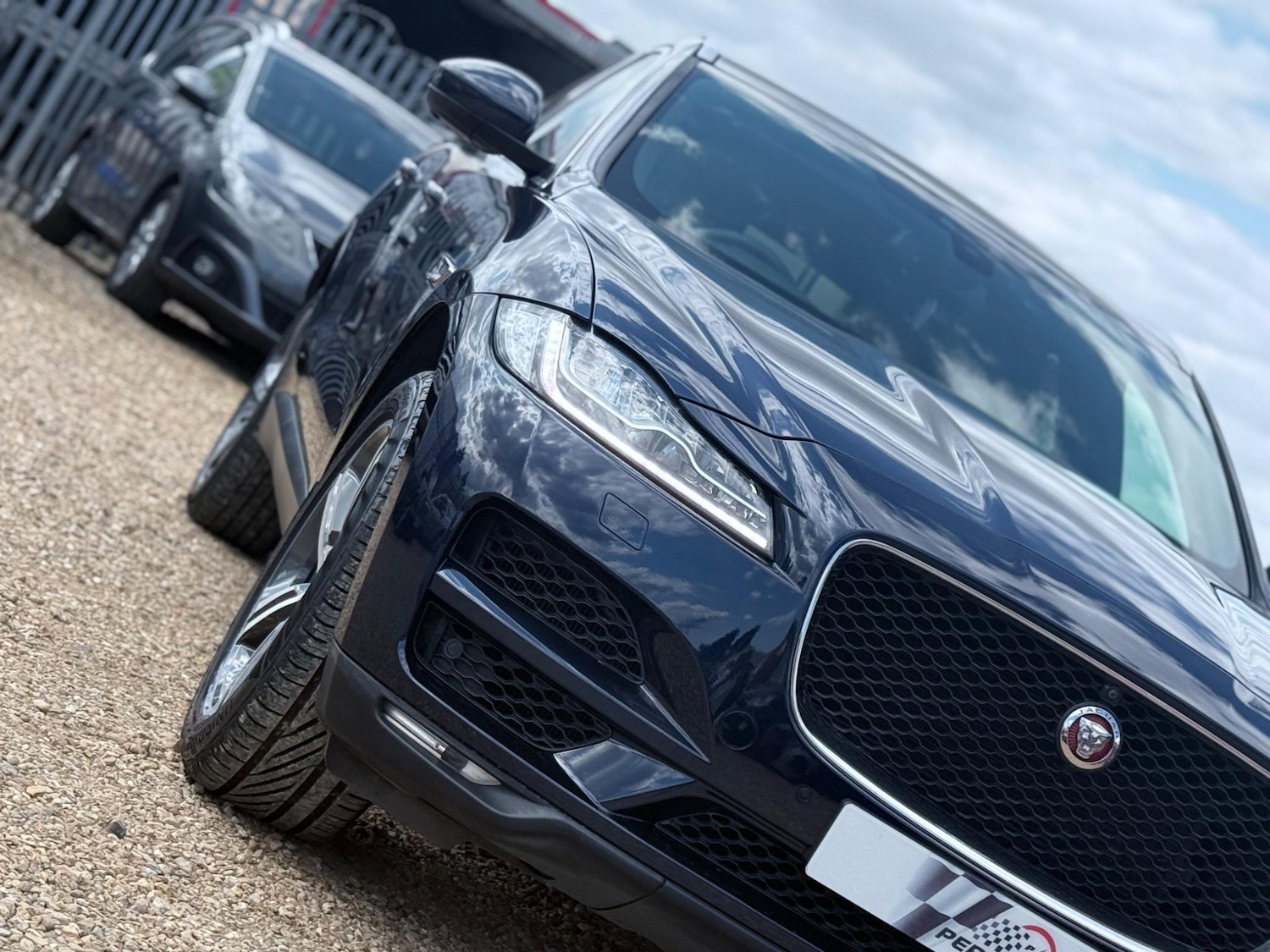 Used Jaguar F-Pace 2017 for sale - 76377474: Photo 61