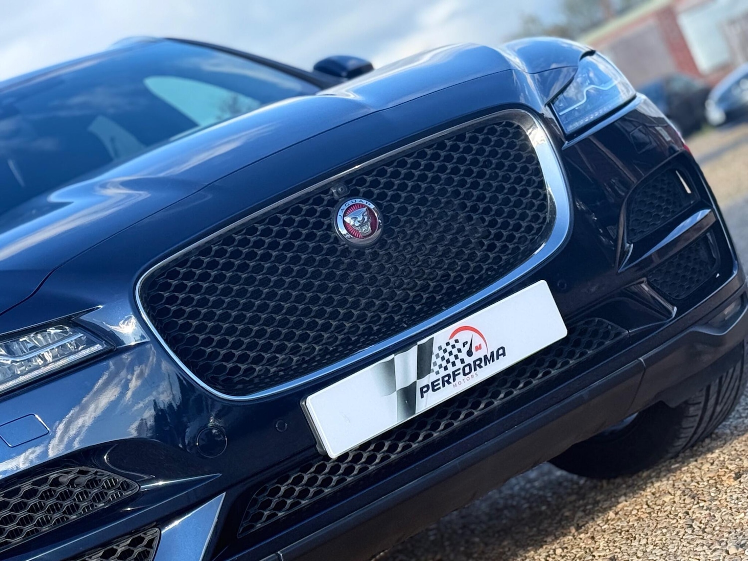 Used Jaguar F-Pace 2017 for sale - 76377474: Photo 65