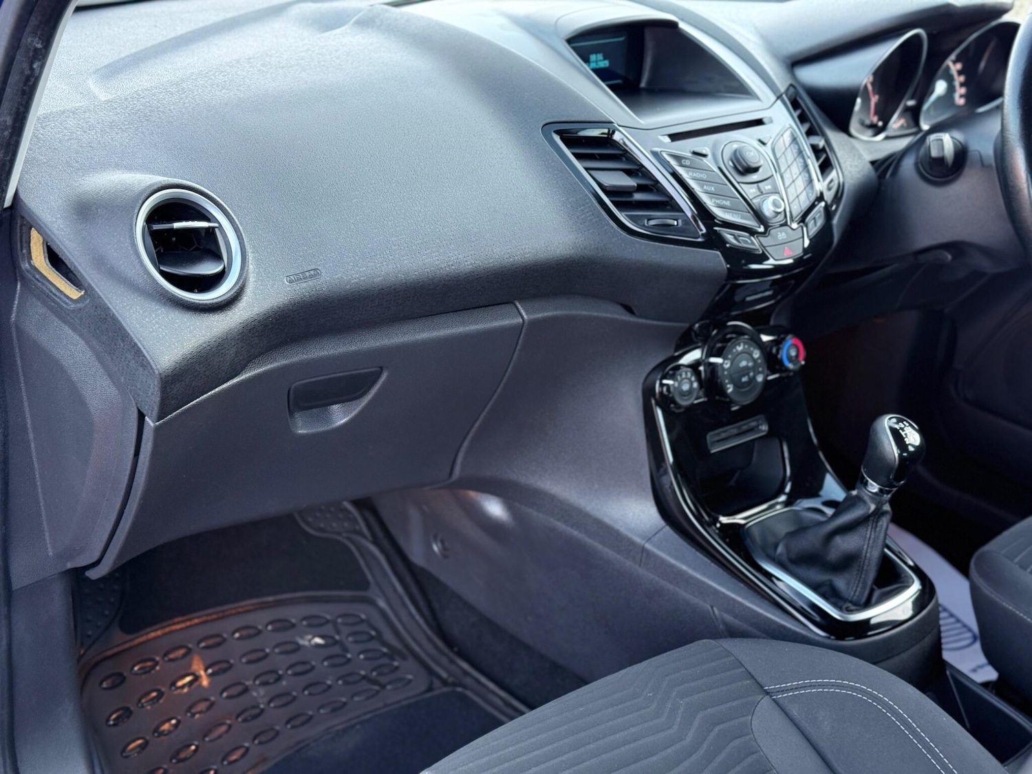 Used Ford Fiesta 2014 for sale - 76071725: Photo 15