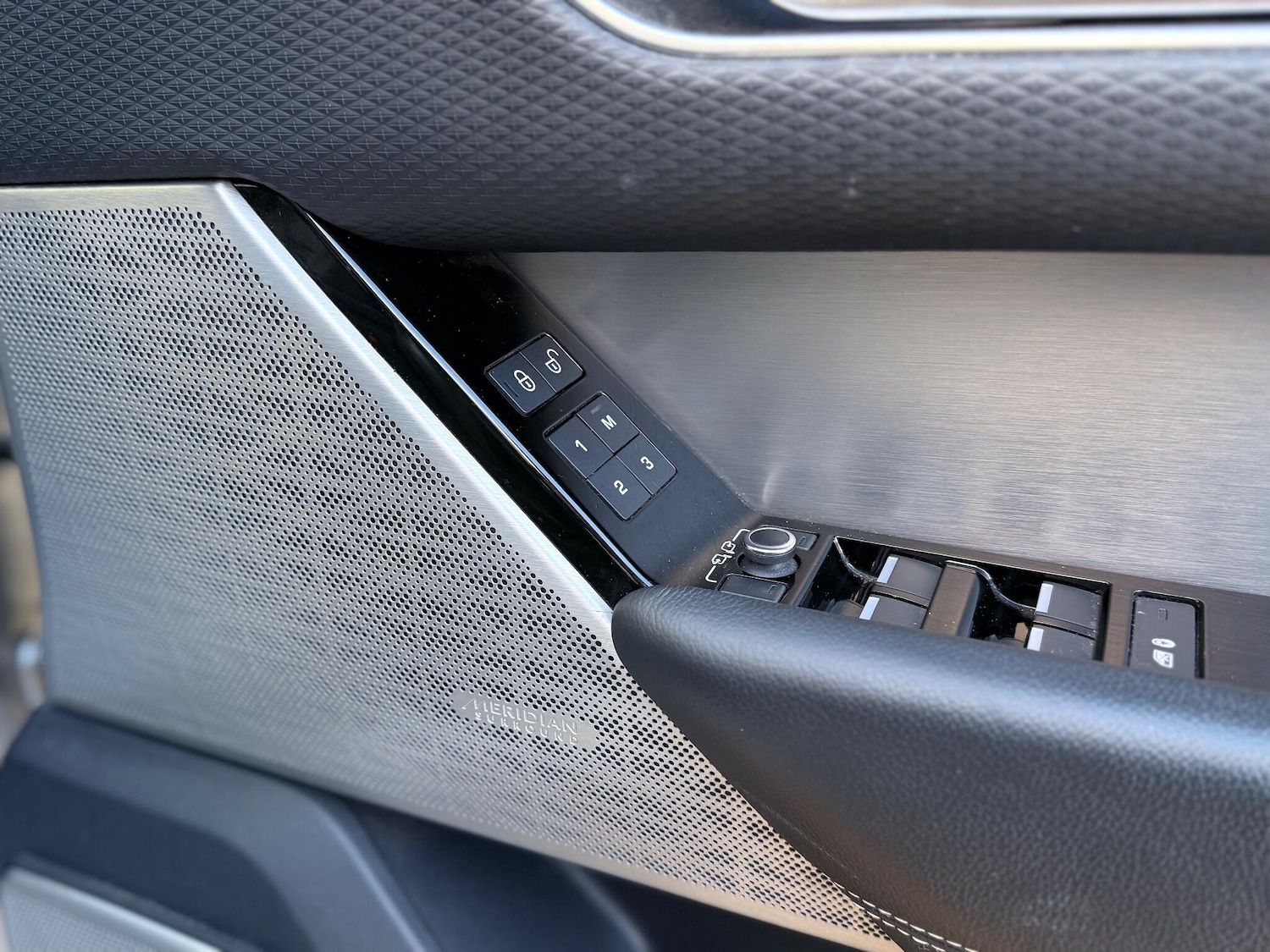 Used Land Rover Range Rover Velar for sale - 77738738: Photo 17