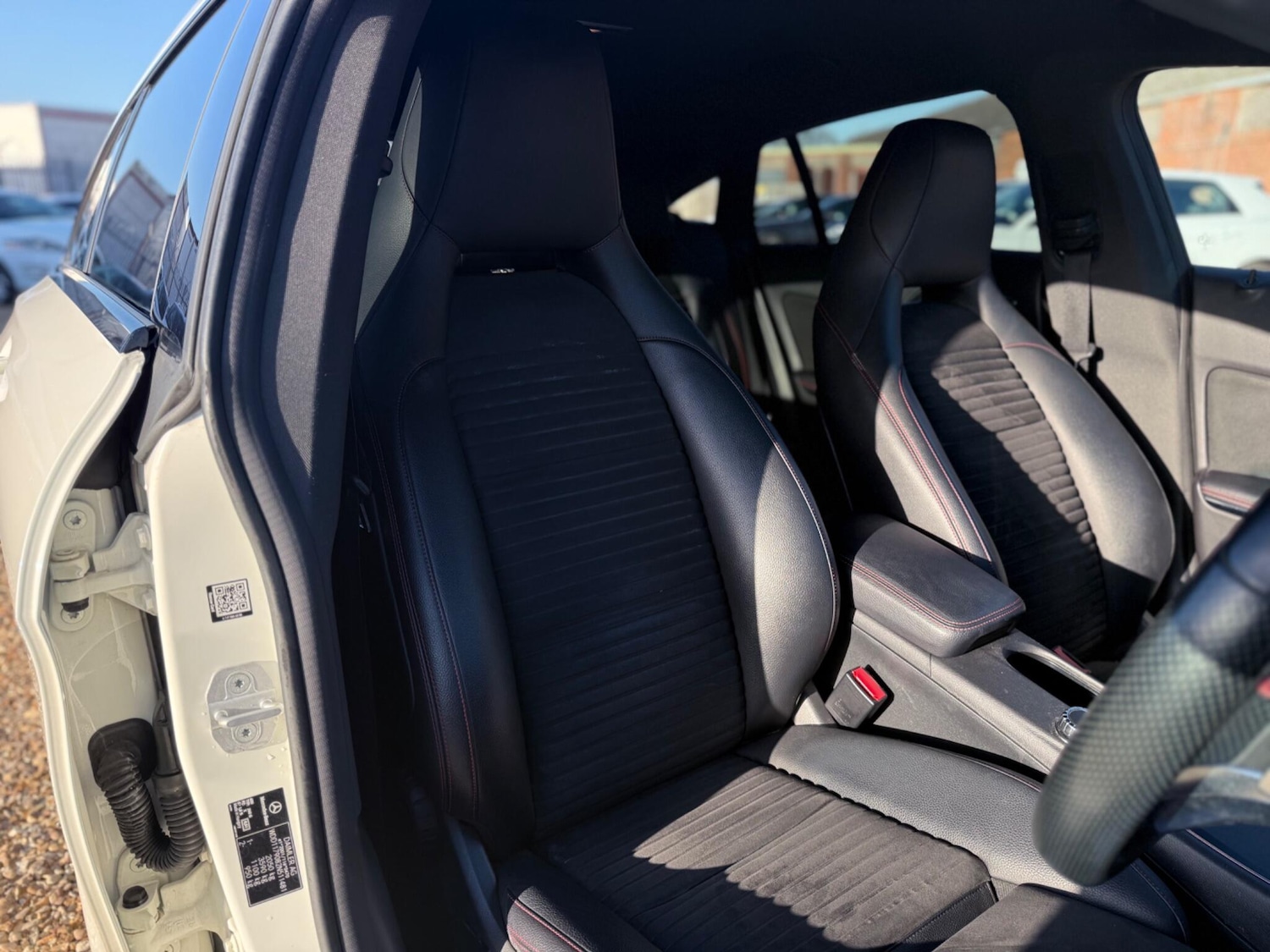 Used Mercedes-Benz CLA for sale - 77925040: Photo 17