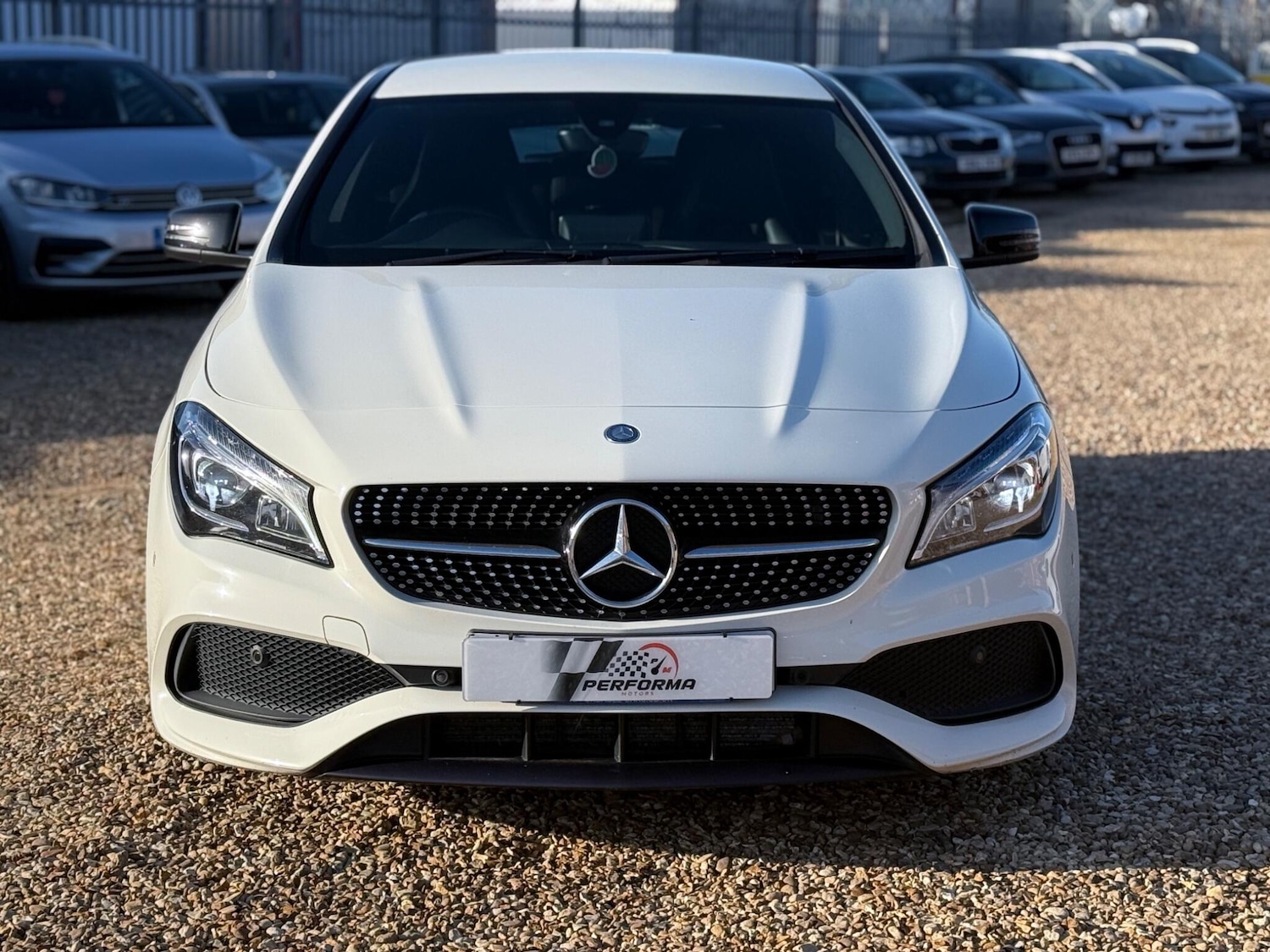 Used Mercedes-Benz CLA for sale - 77925040: Photo 2