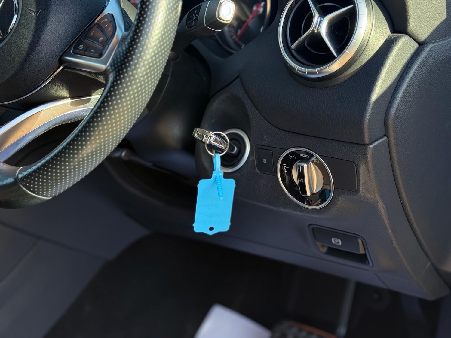 Used Mercedes-Benz CLA for sale - 77925040: Photo 21