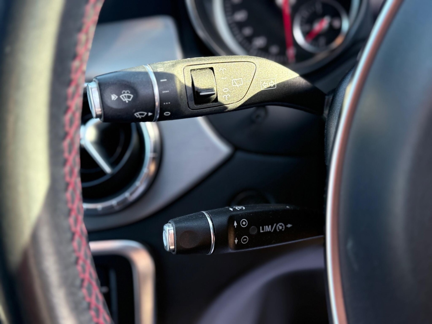 Used Mercedes-Benz CLA for sale - 77925040: Photo 24