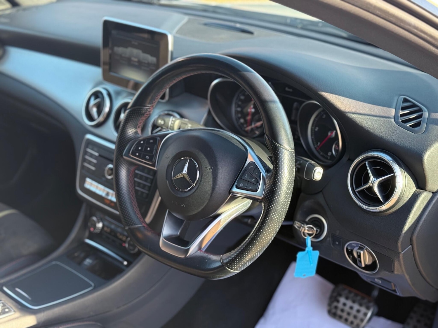 Used Mercedes-Benz CLA for sale - 77925040: Photo 34