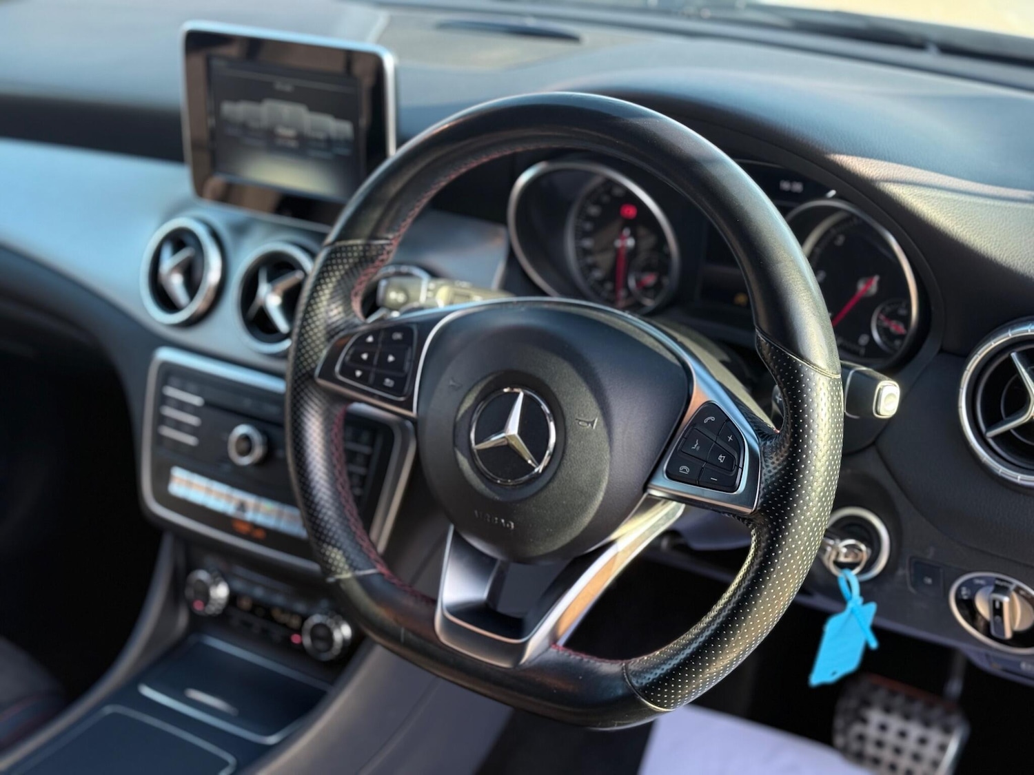 Used Mercedes-Benz CLA for sale - 77925040: Photo 35