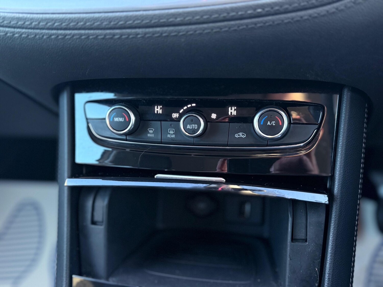 Used Vauxhall Grandland X 2018 for sale - 77331098: Photo 24