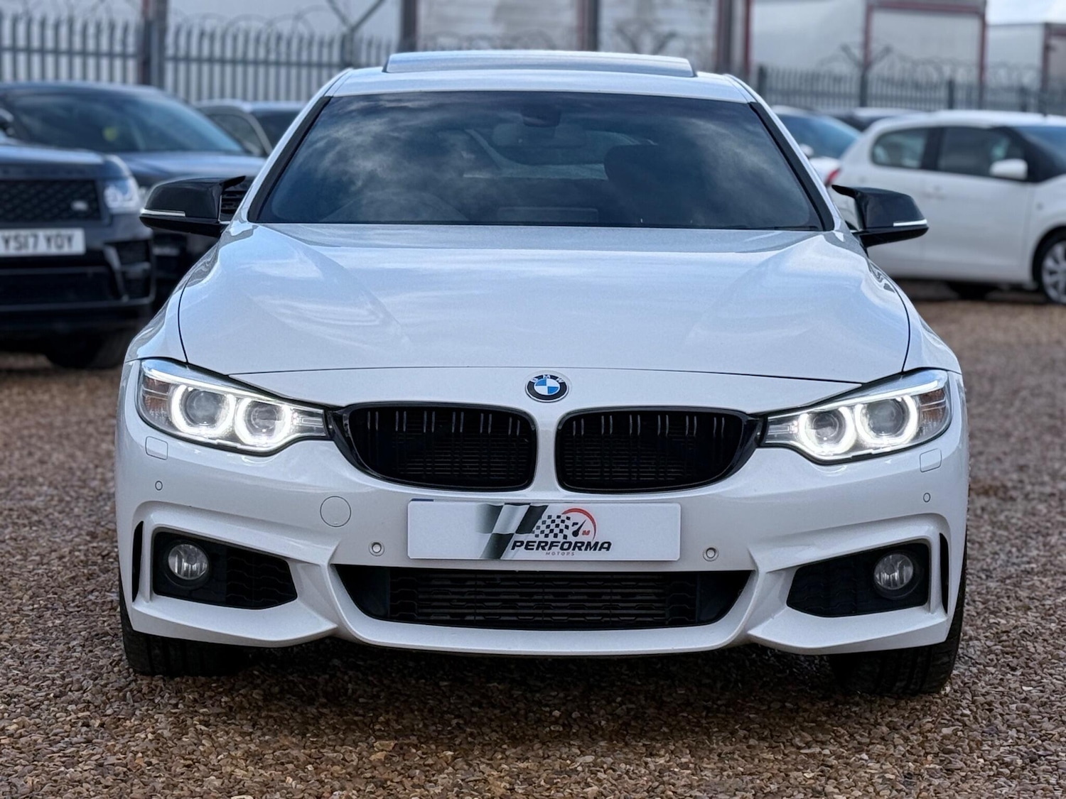 Used BMW 4 Series 2017 for sale - 77625442: Photo 2
