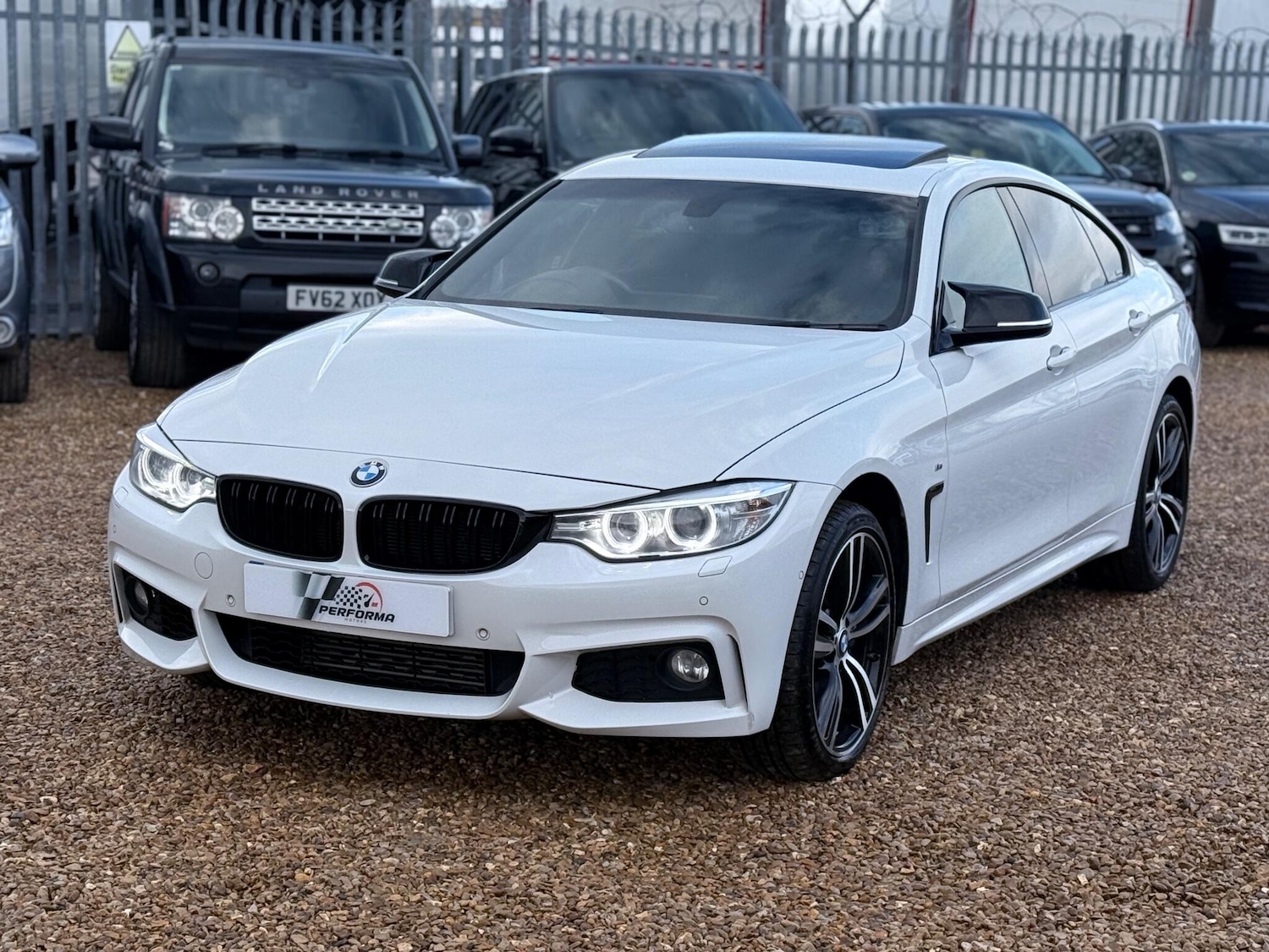 Used BMW 4 Series 2017 for sale - 77625442: Photo 3