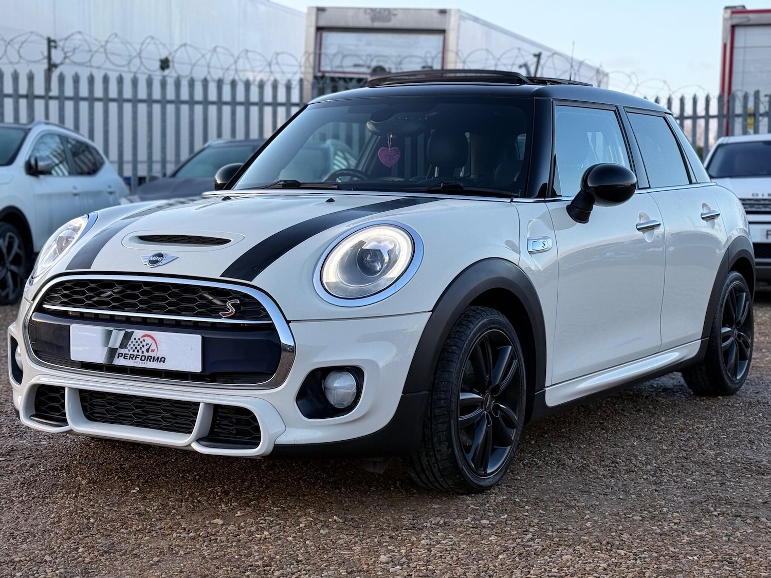 Used MINI Hatch 2016 for sale - 77016924: Photo 21
