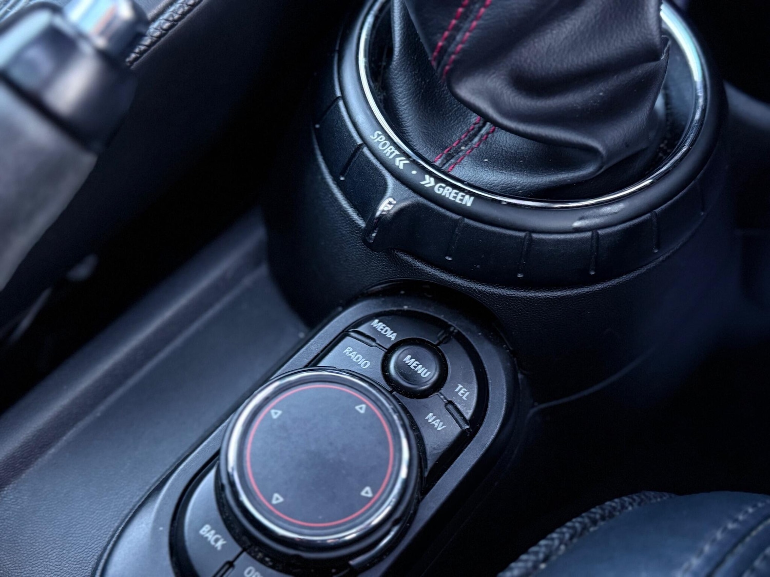 Used MINI Hatch 2016 for sale - 77016924: Photo 24