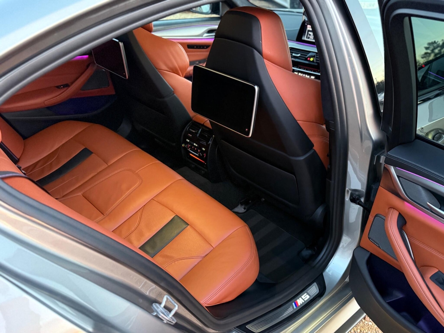 Used BMW M5 2019 for sale - 76742550: Photo 40