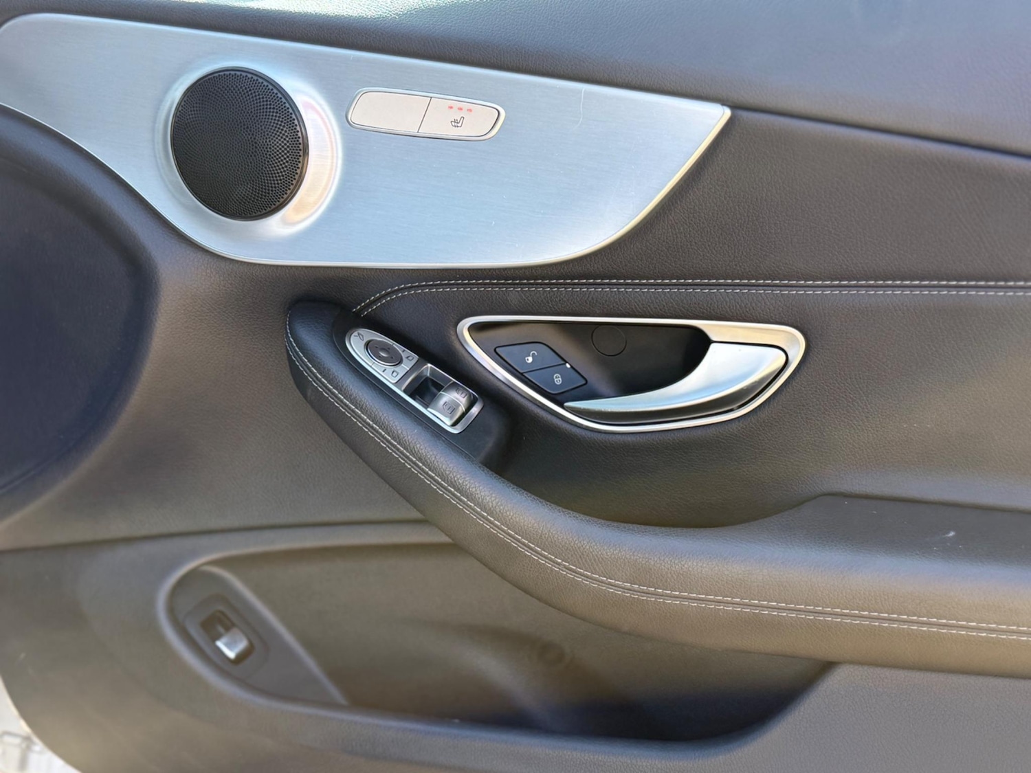 Used Mercedes-Benz C Class 2016 for sale - 76032578: Photo 44