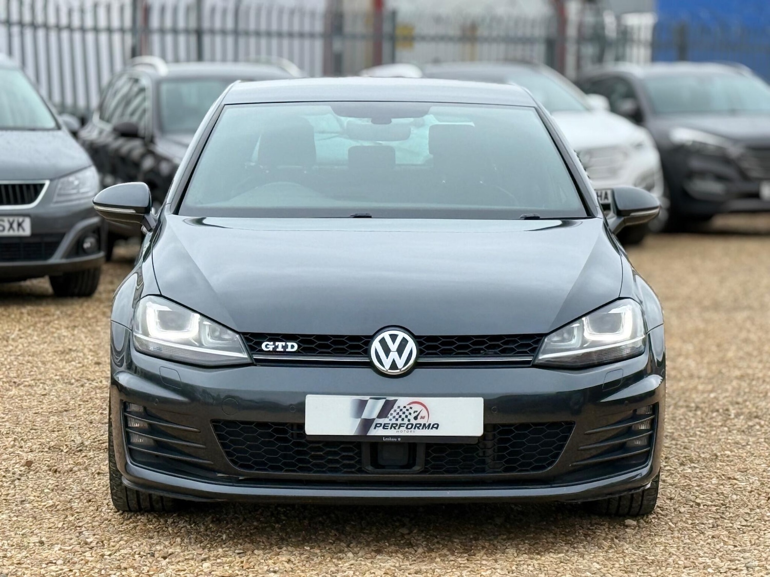 Used Volkswagen Golf 2016 for sale - 77839964: Photo 2