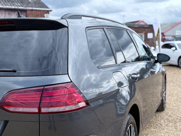 Used Volkswagen Golf 2018 for sale - 76099499: Photo 14