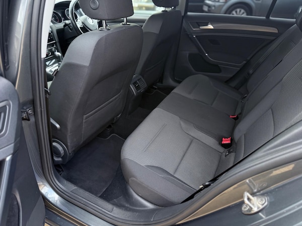 Used Volkswagen Golf 2018 for sale - 76099499: Photo 19