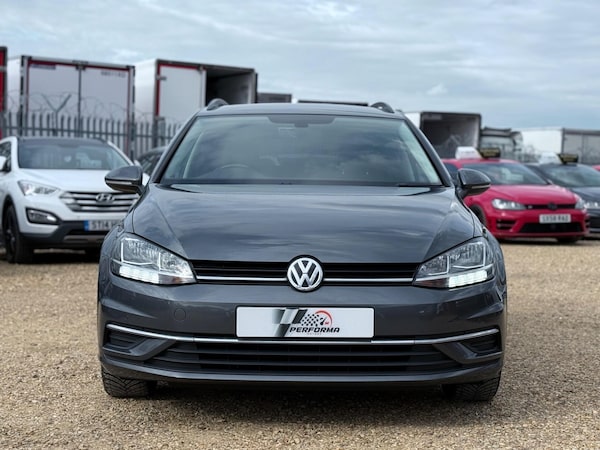 Used Volkswagen Golf 2018 for sale - 76099499: Photo 3