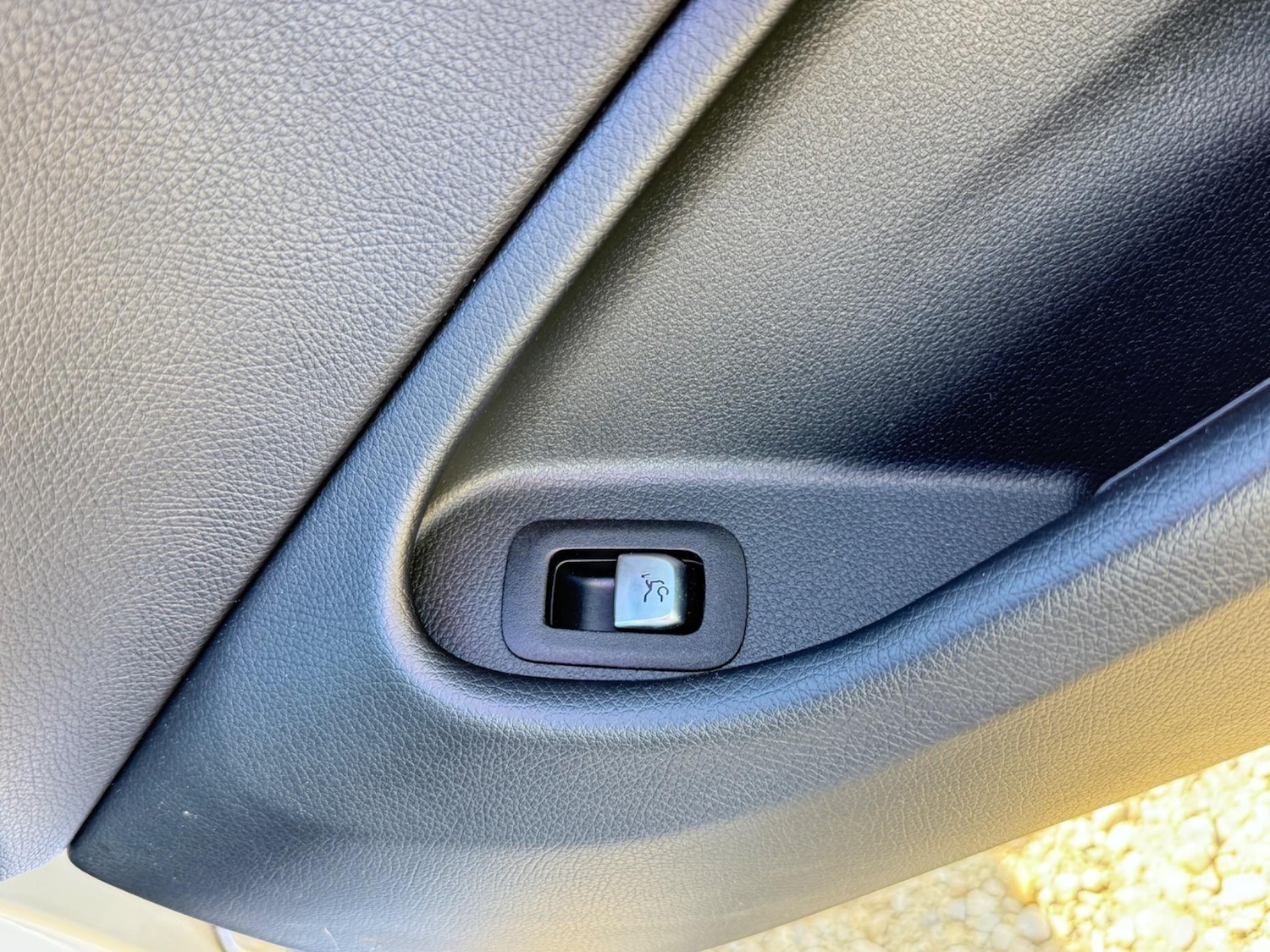 Used Mercedes-Benz C Class 2016 for sale - 76989413: Photo 25