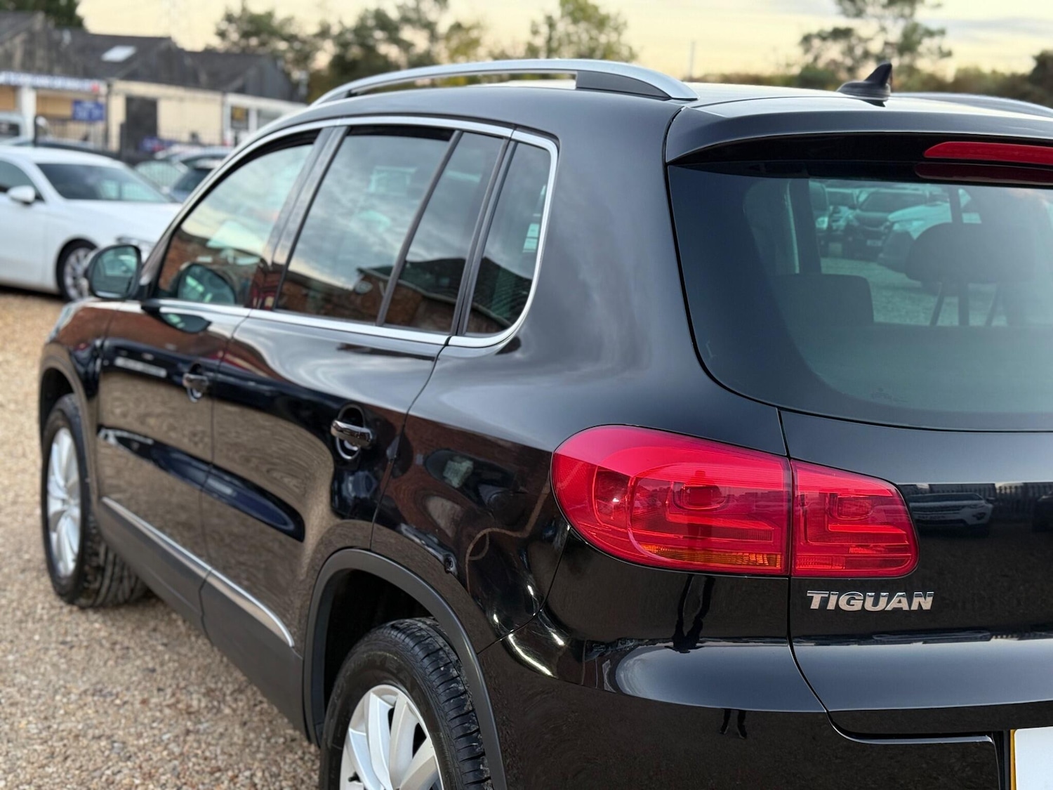 Used Volkswagen Tiguan 2015 for sale - 76306710: Photo 12