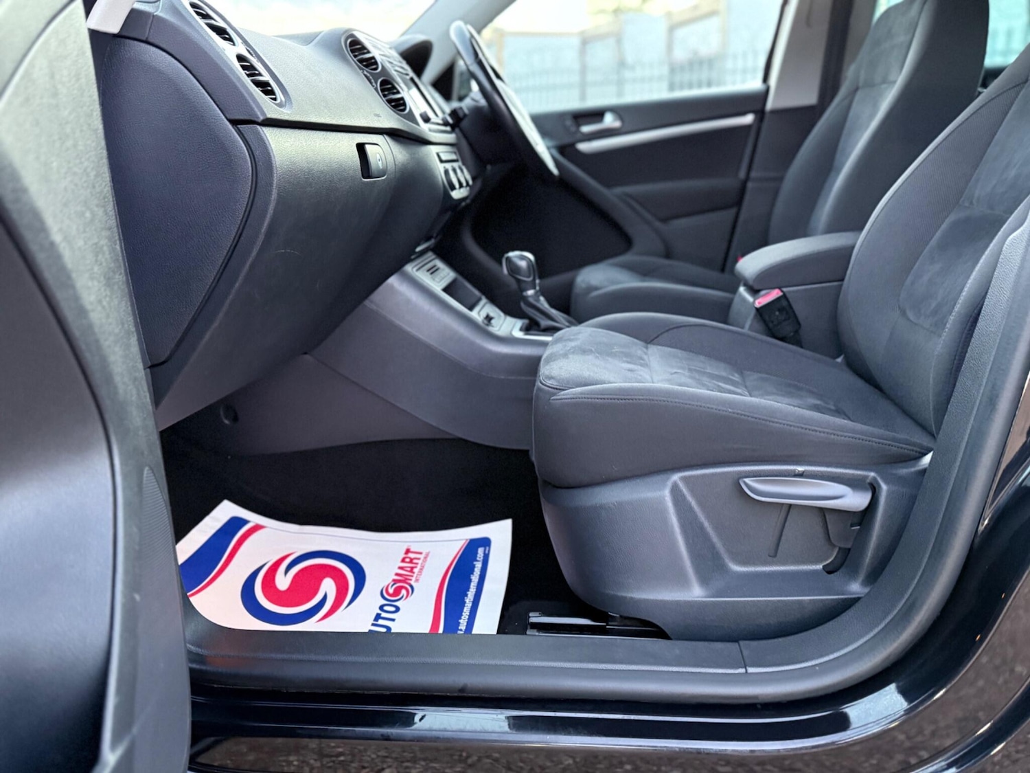 Used Volkswagen Tiguan 2015 for sale - 76306710: Photo 18