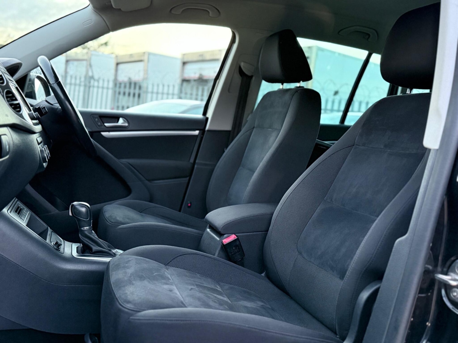 Used Volkswagen Tiguan 2015 for sale - 76306710: Photo 20