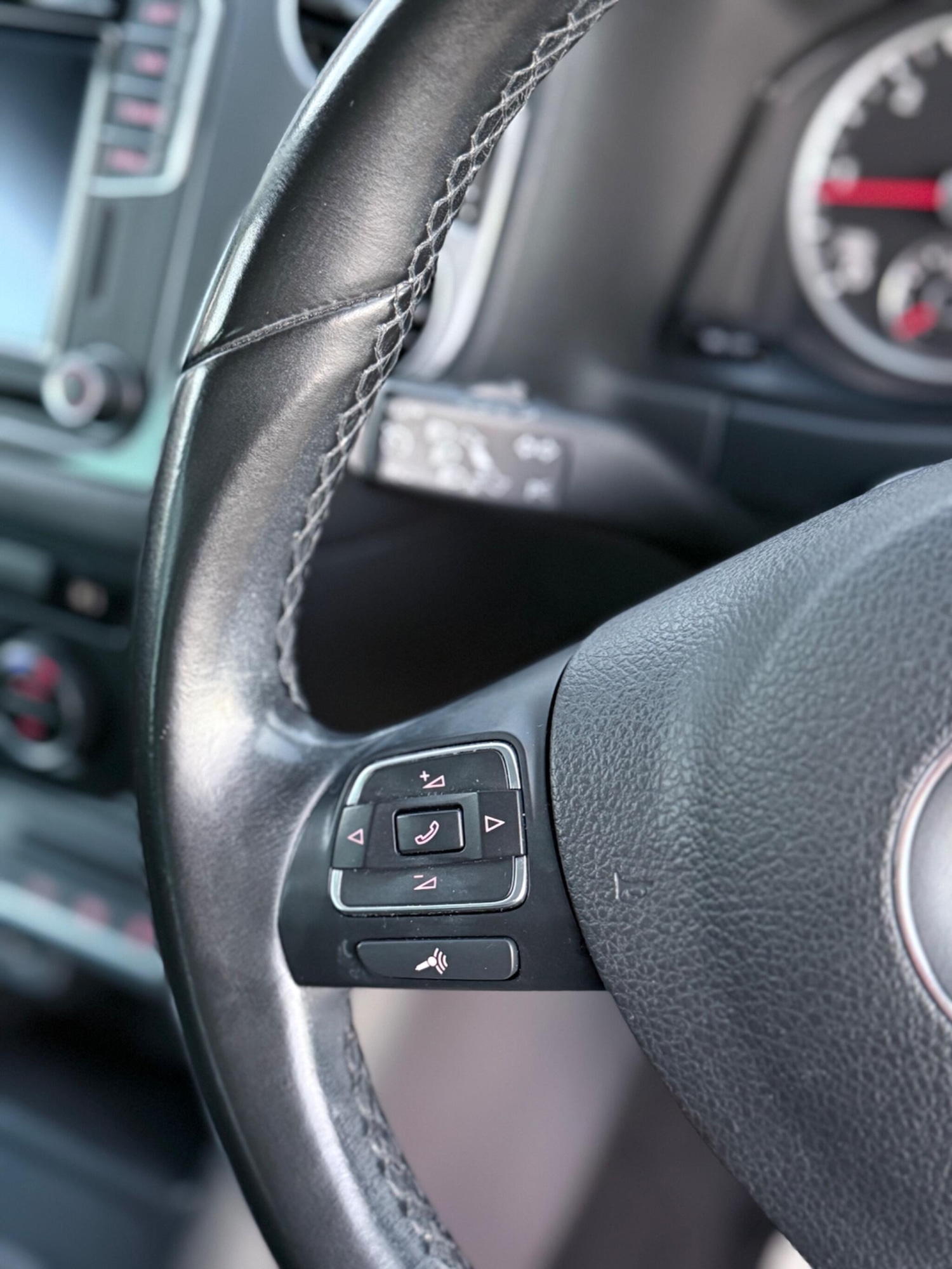 Used Volkswagen Tiguan 2015 for sale - 76306710: Photo 28