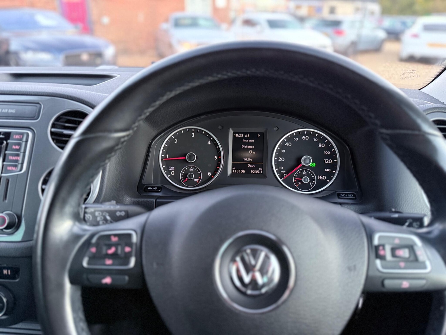 Used Volkswagen Tiguan 2015 for sale - 76306710: Photo 35