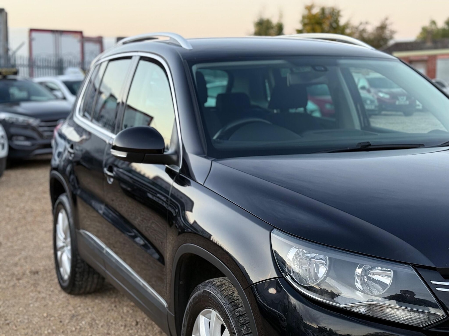 Used Volkswagen Tiguan 2015 for sale - 76306710: Photo 6