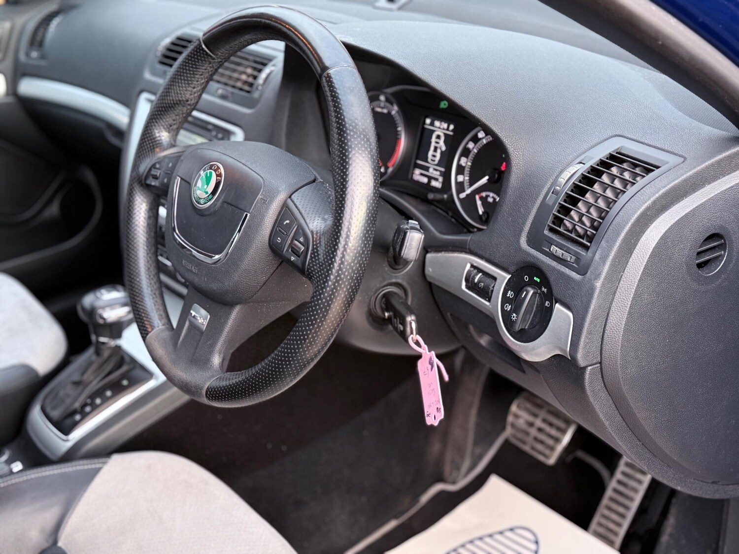 Used Skoda Octavia 2011 for sale - 77738177: Photo 29