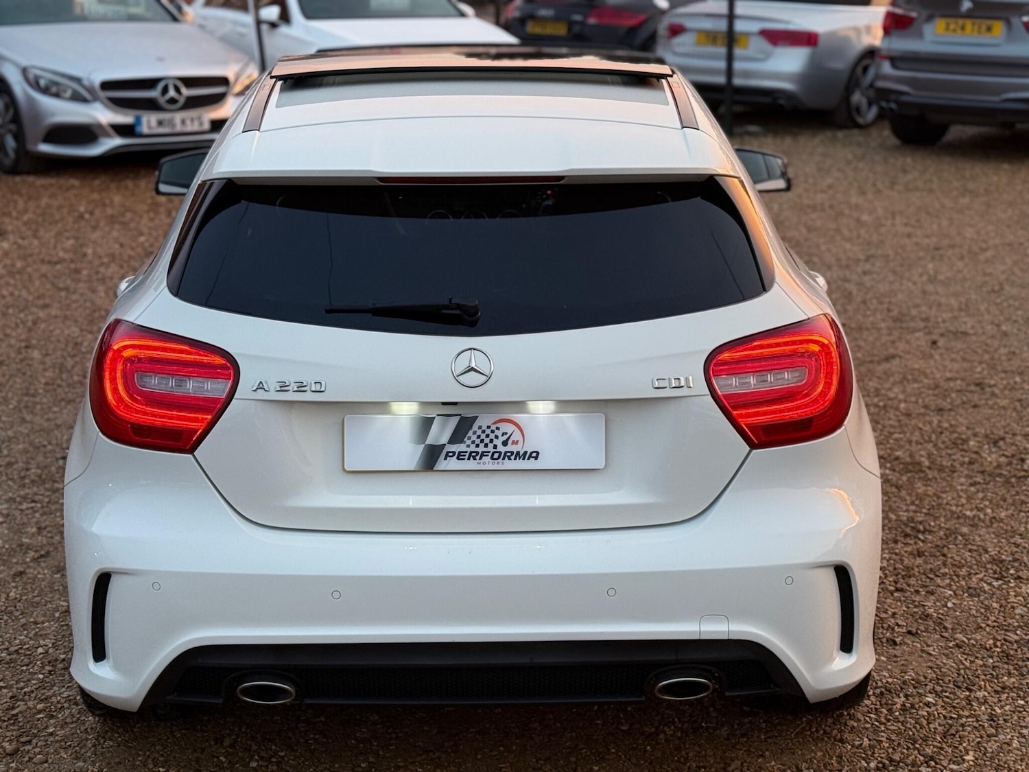 Used Mercedes-Benz A-Class 2015 for sale - 76522334: Photo 11