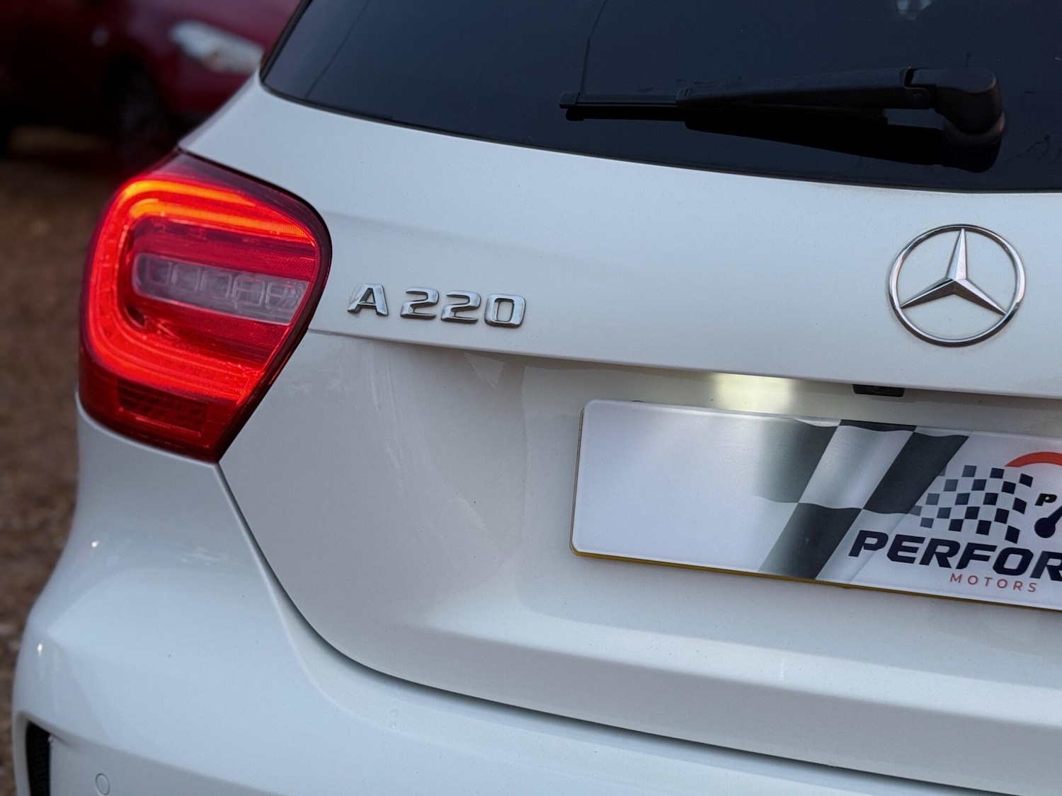 Used Mercedes-Benz A-Class 2015 for sale - 76522334: Photo 16