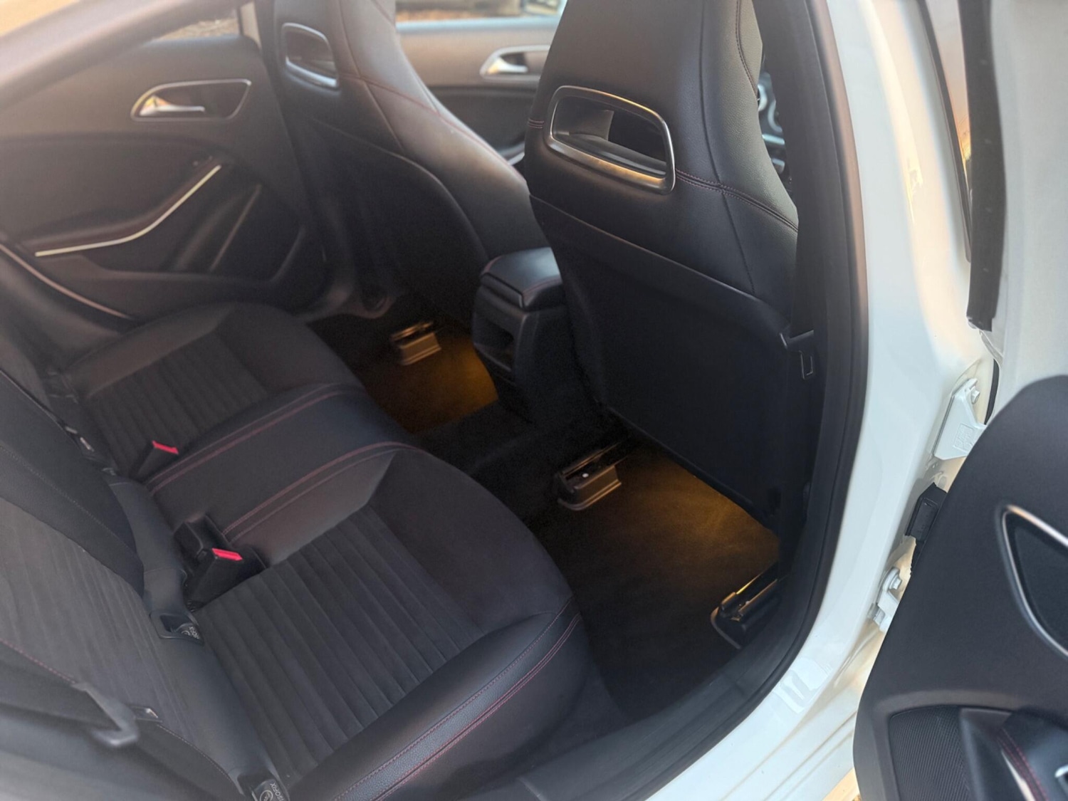 Used Mercedes-Benz A-Class 2015 for sale - 76522334: Photo 25