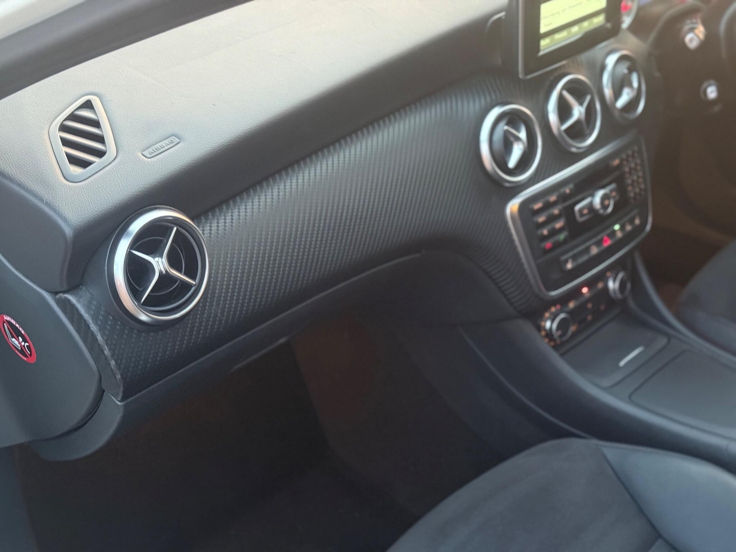 Used Mercedes-Benz A-Class 2015 for sale - 76522334: Photo 28