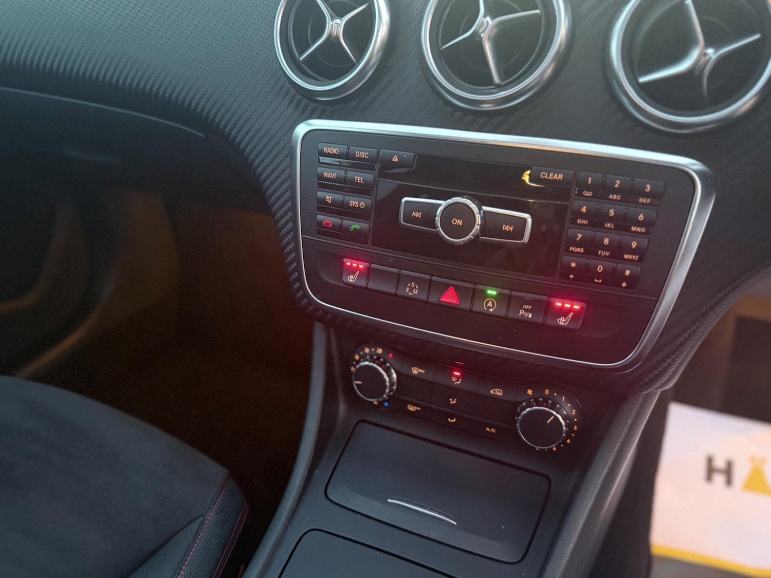 Used Mercedes-Benz A-Class 2015 for sale - 76522334: Photo 33