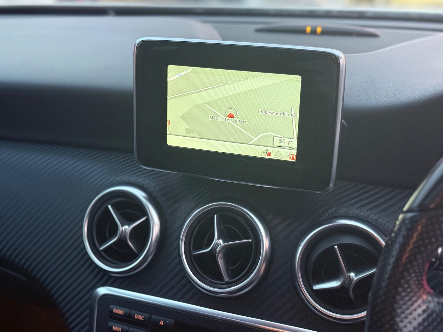 Used Mercedes-Benz A-Class 2015 for sale - 76522334: Photo 35